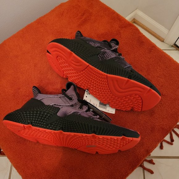 New without Box!    Adidas Prophere Bleached Black Shoes - Picture 5 of 7